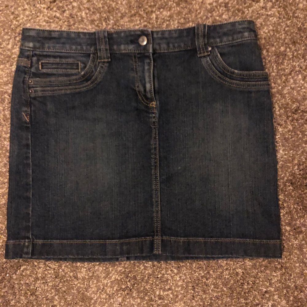 Denim skirt
